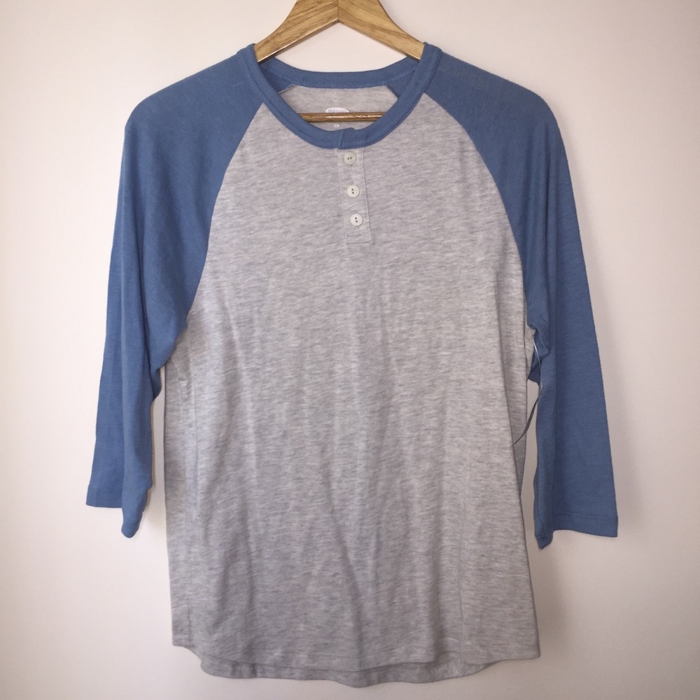 Old Navy Blue and Gray T-Shirt Size Small